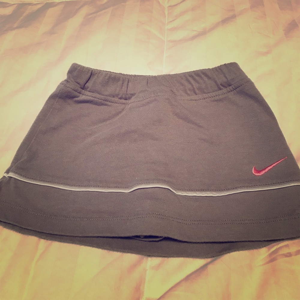 Nike skort